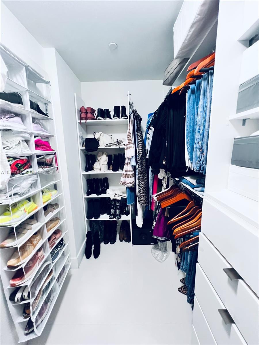 THE HARBOUR North - Residential