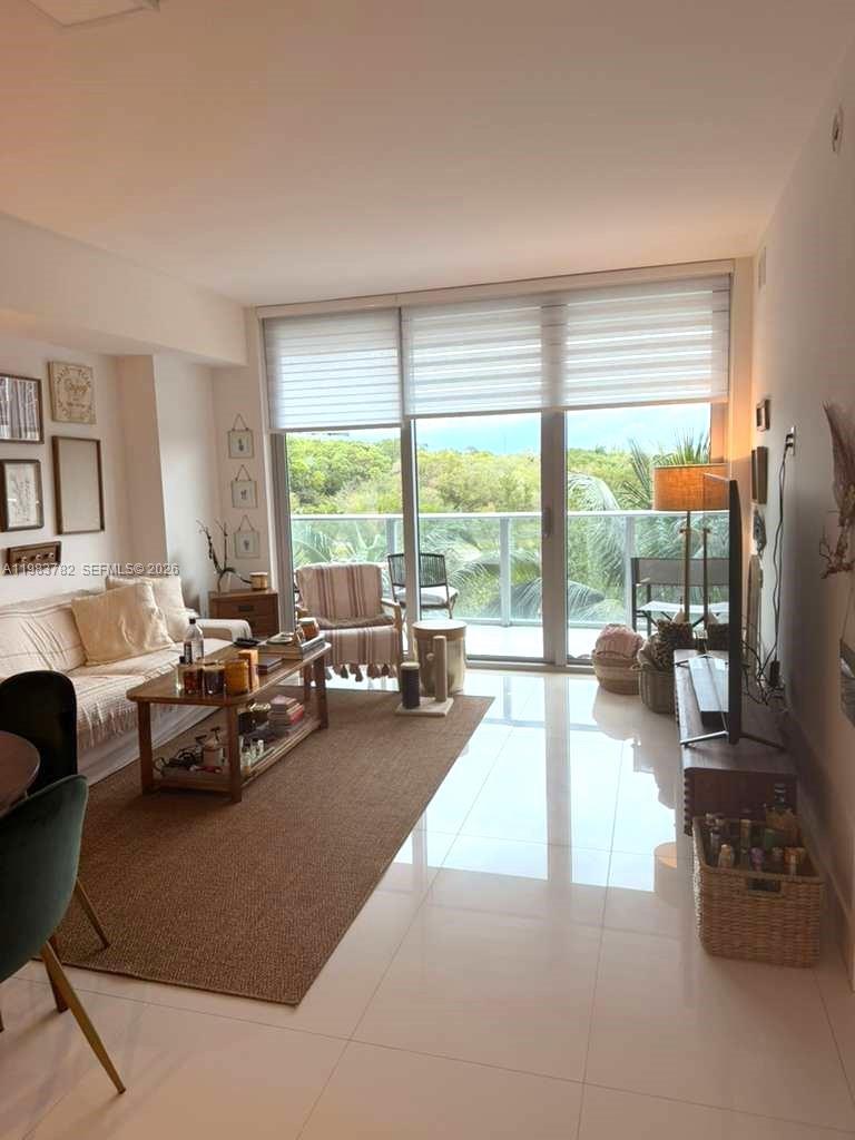 THE HARBOUR North - Residential