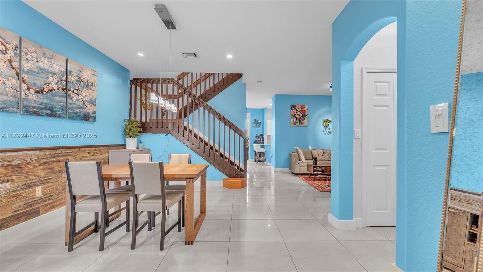7634 NW 114th Path