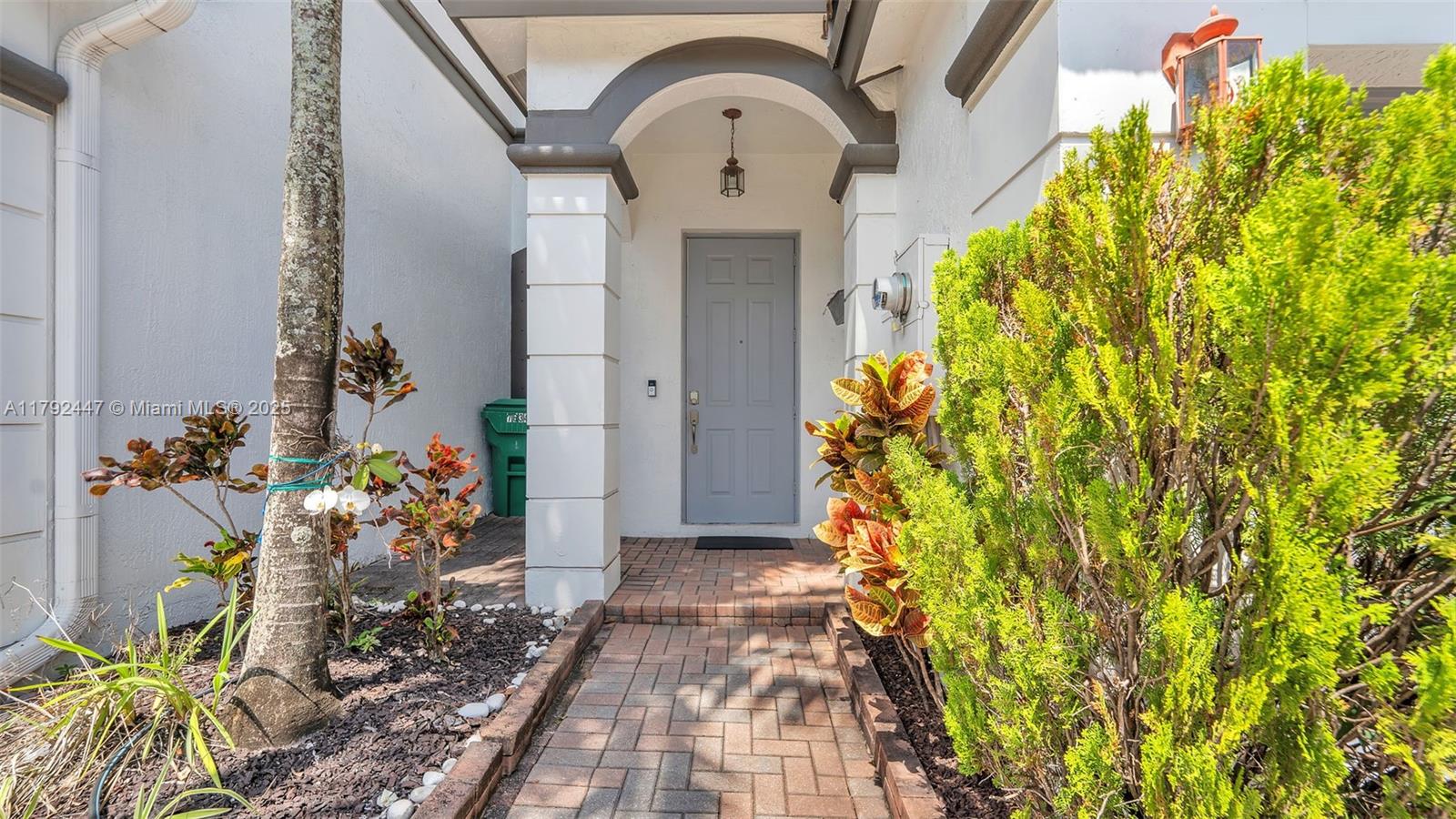 7634 NW 114th Path