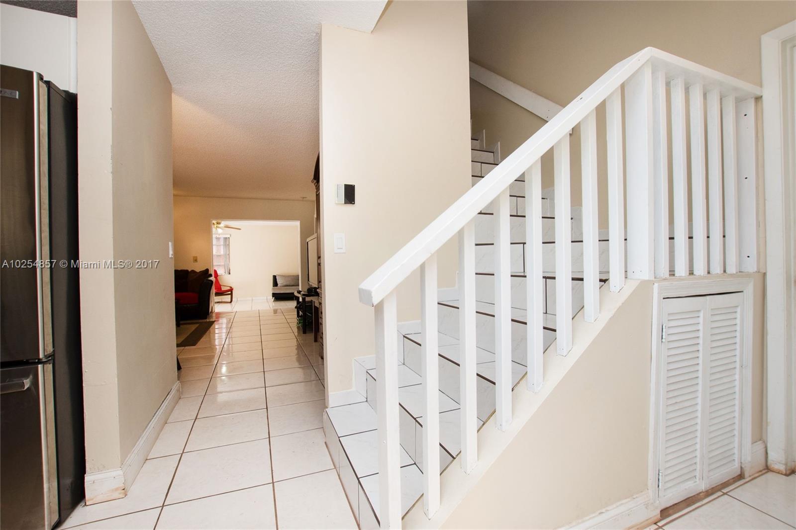 JUNIPER AT THE HAMMOCKS - Residential