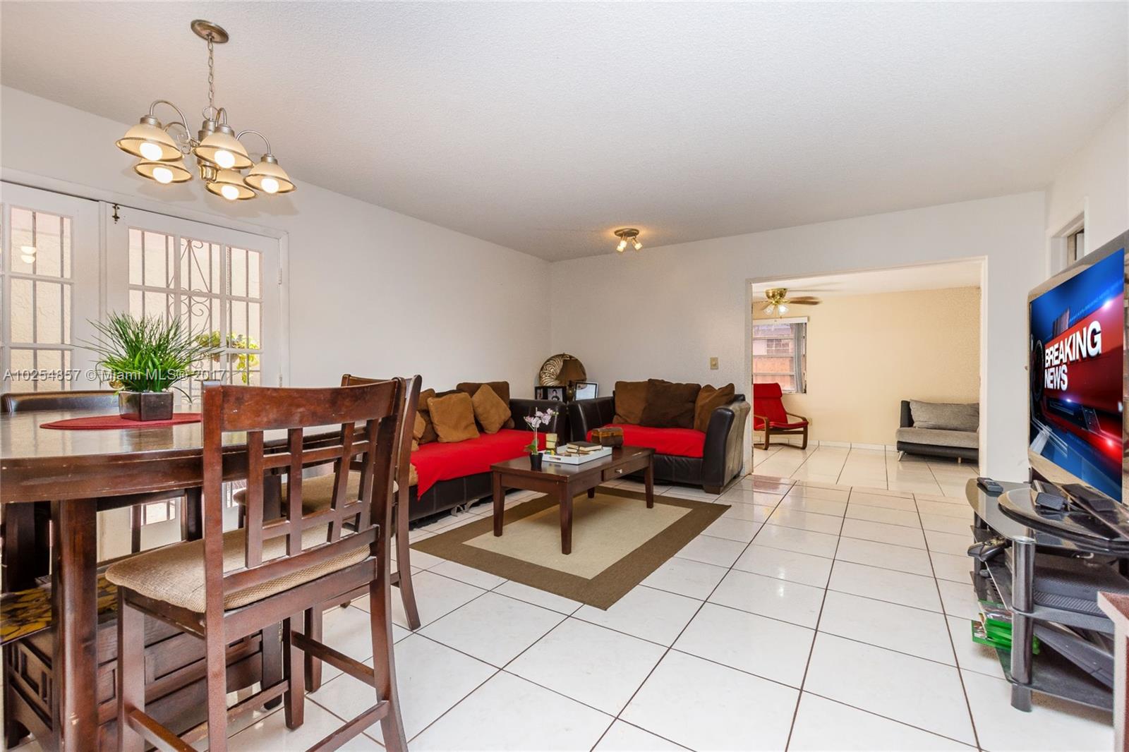 JUNIPER AT THE HAMMOCKS - Residential