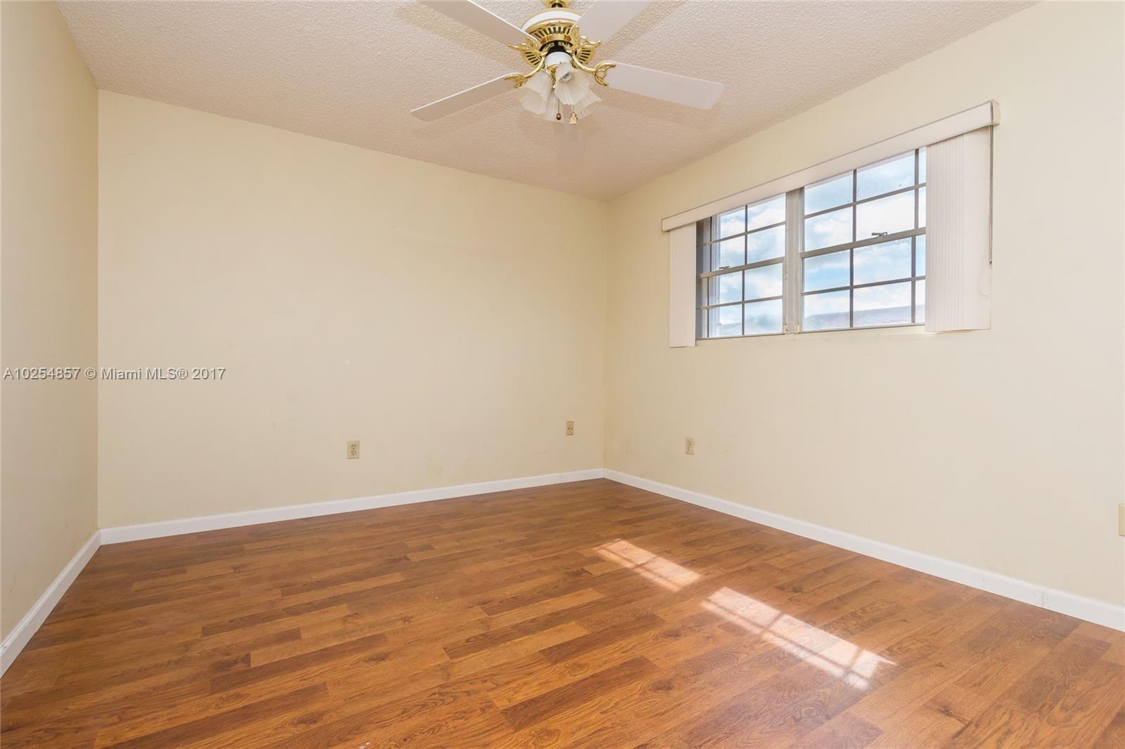 JUNIPER AT THE HAMMOCKS - Residential