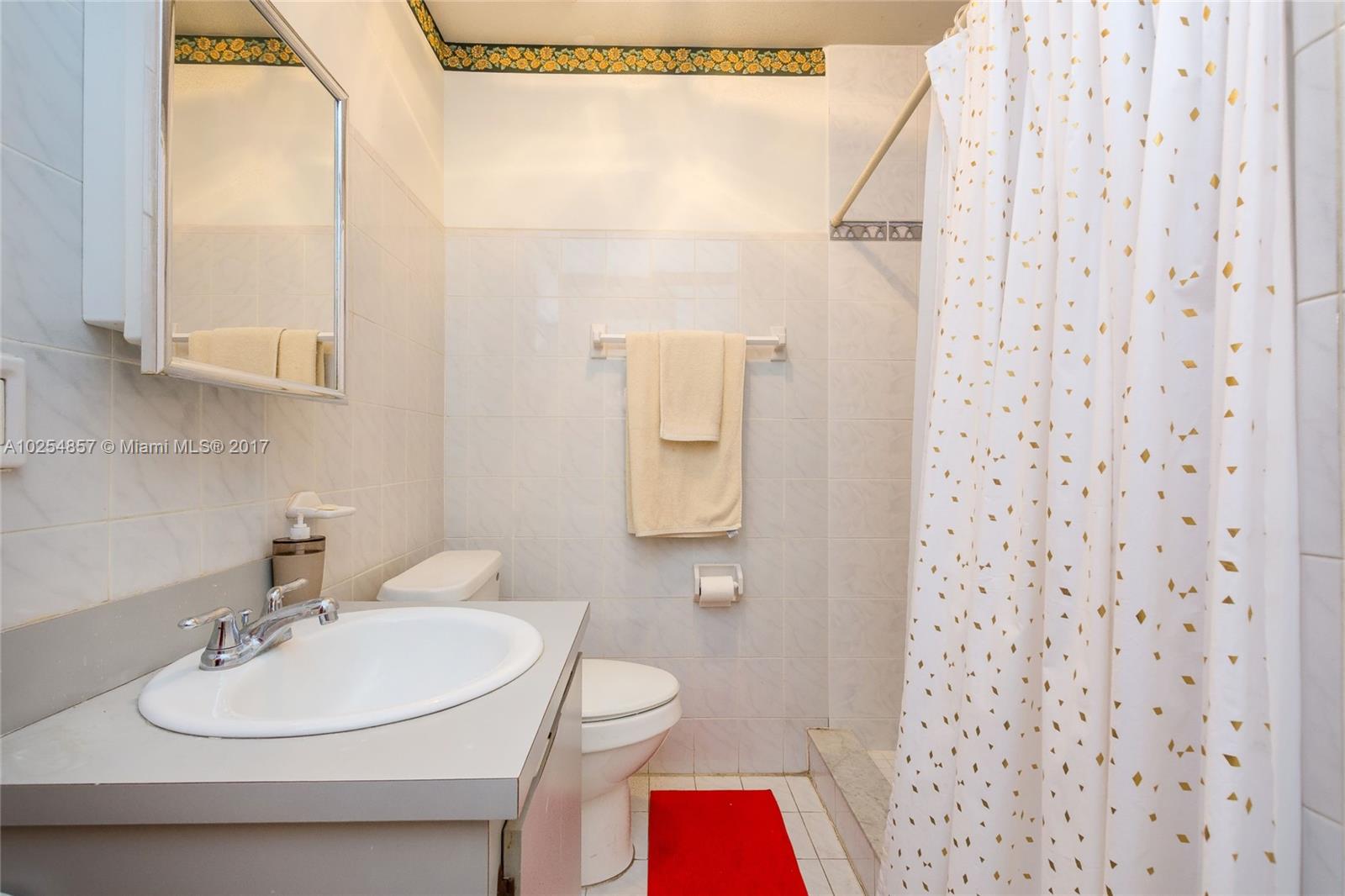 JUNIPER AT THE HAMMOCKS - Residential