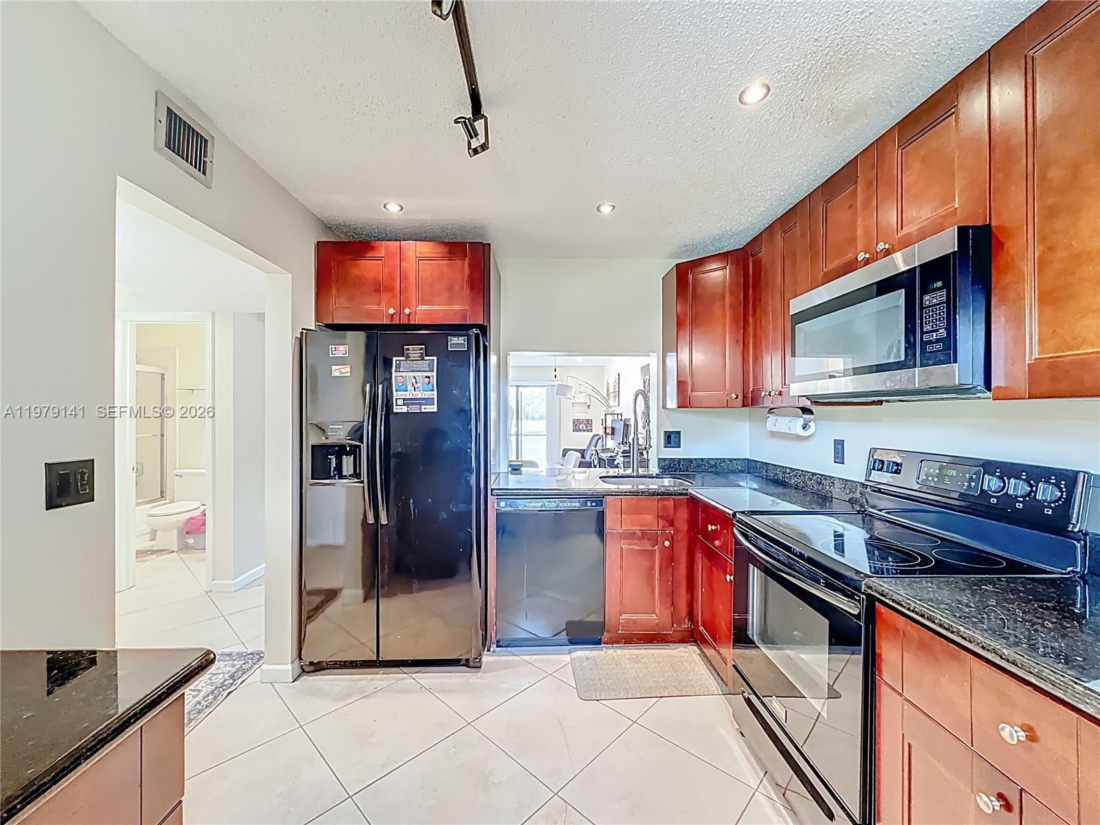 BOCA GLADES CONDO A THRU - Residential