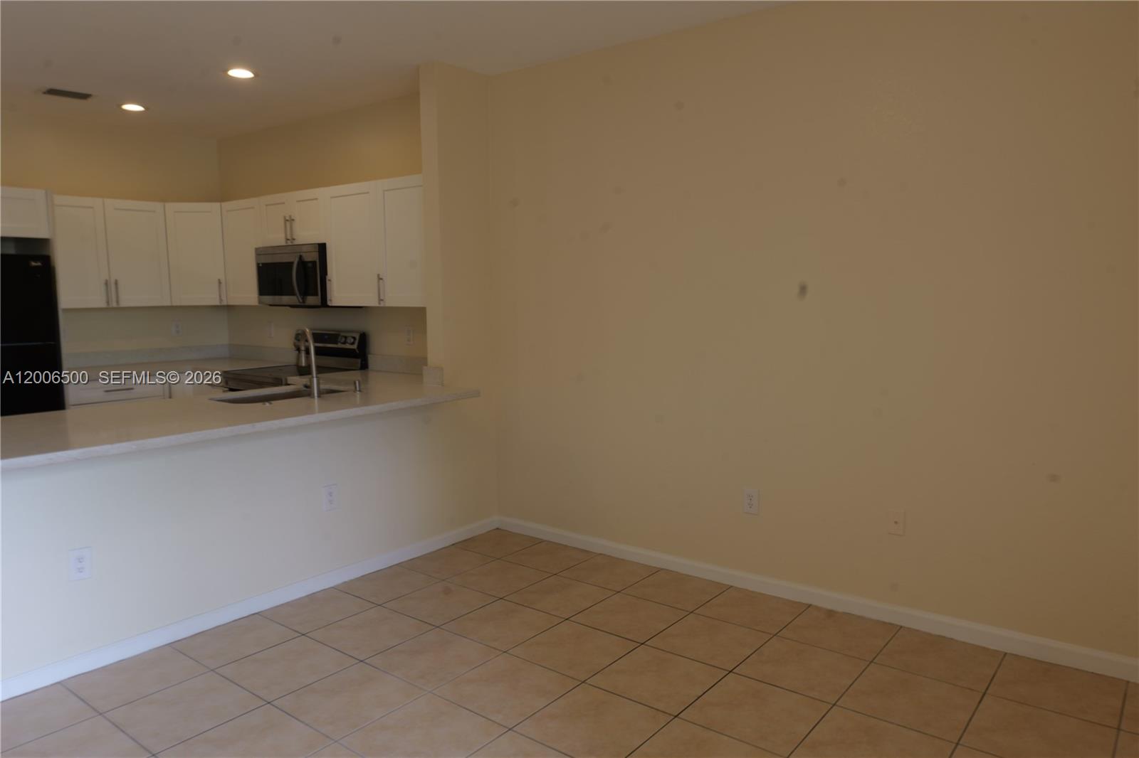 TUSCANY NO 1 - Residential