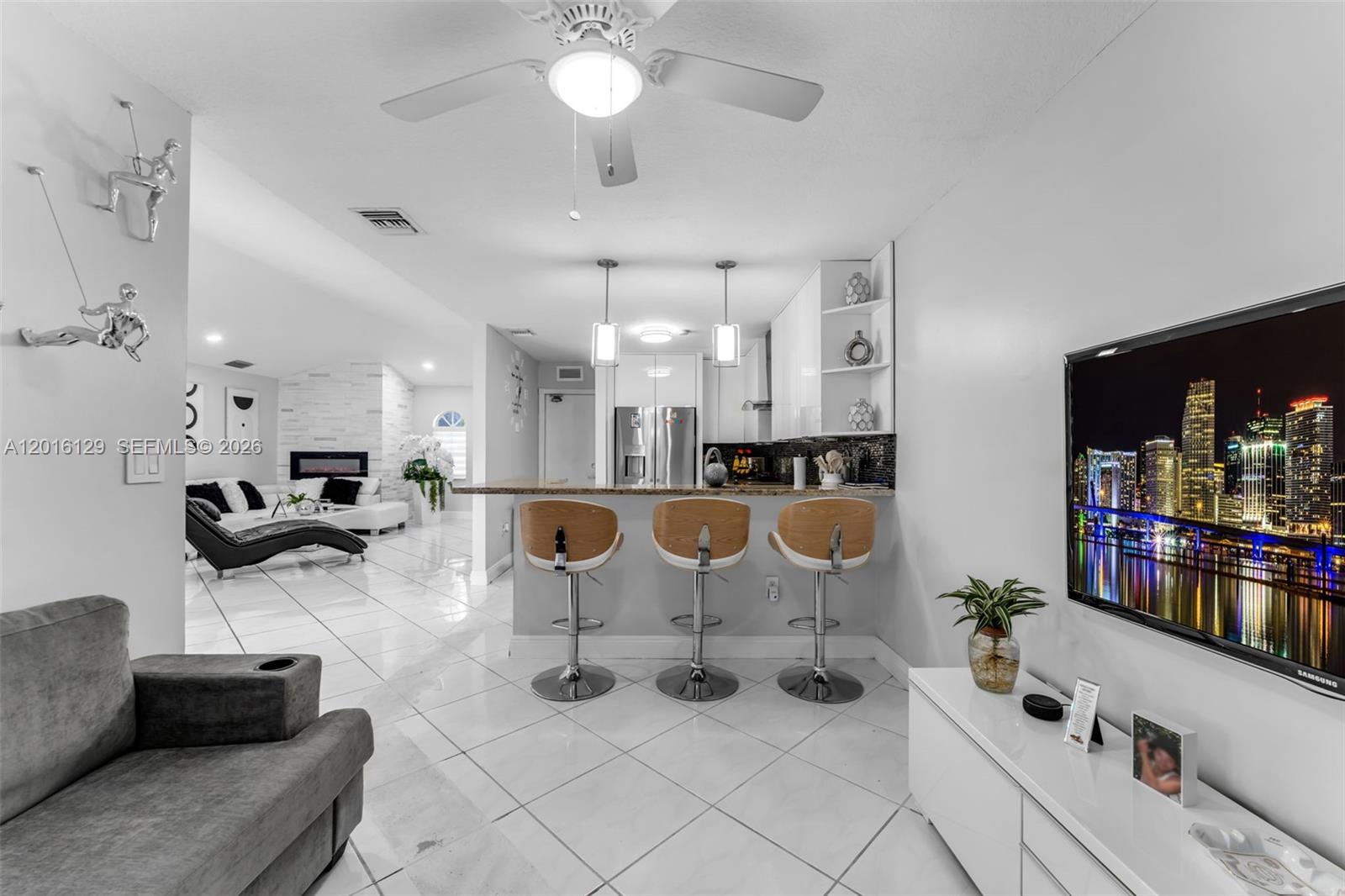 AMERICAN HOMES - Residential
