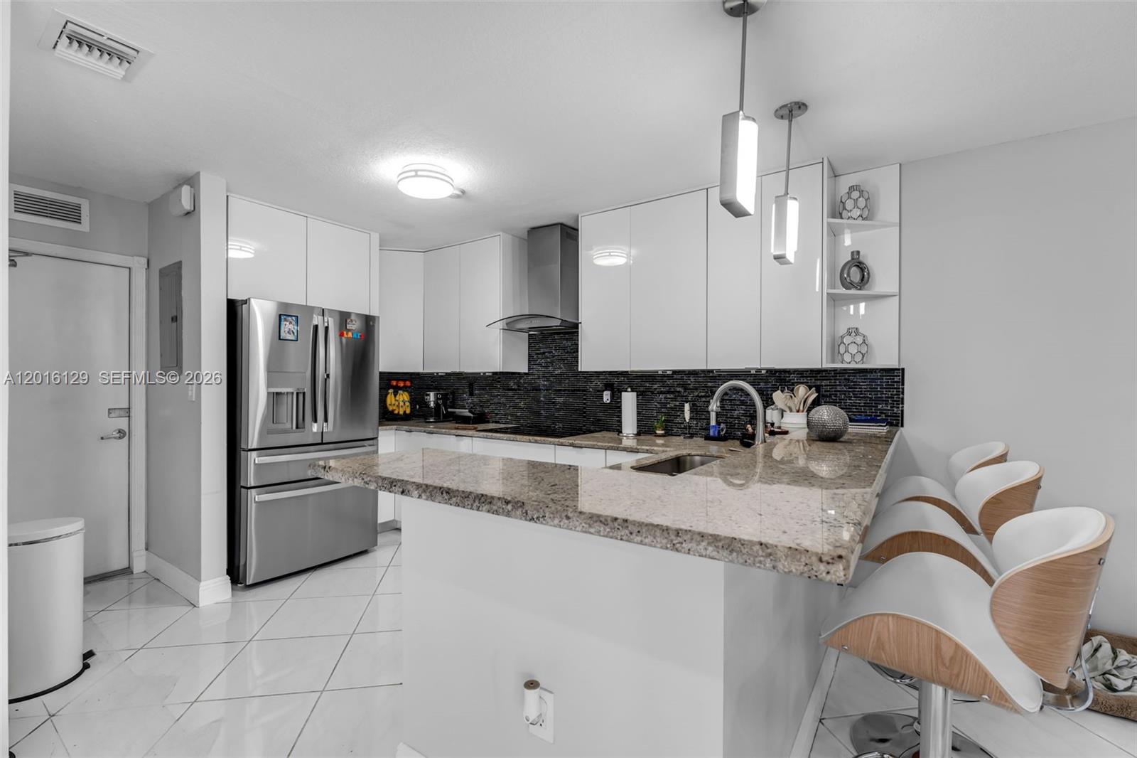 AMERICAN HOMES - Residential