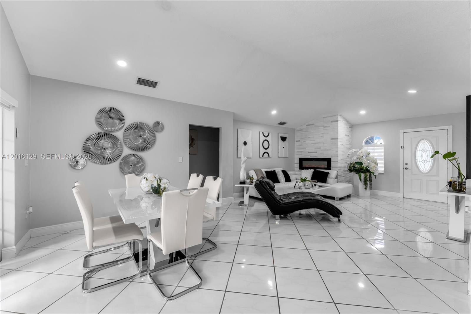 AMERICAN HOMES - Residential