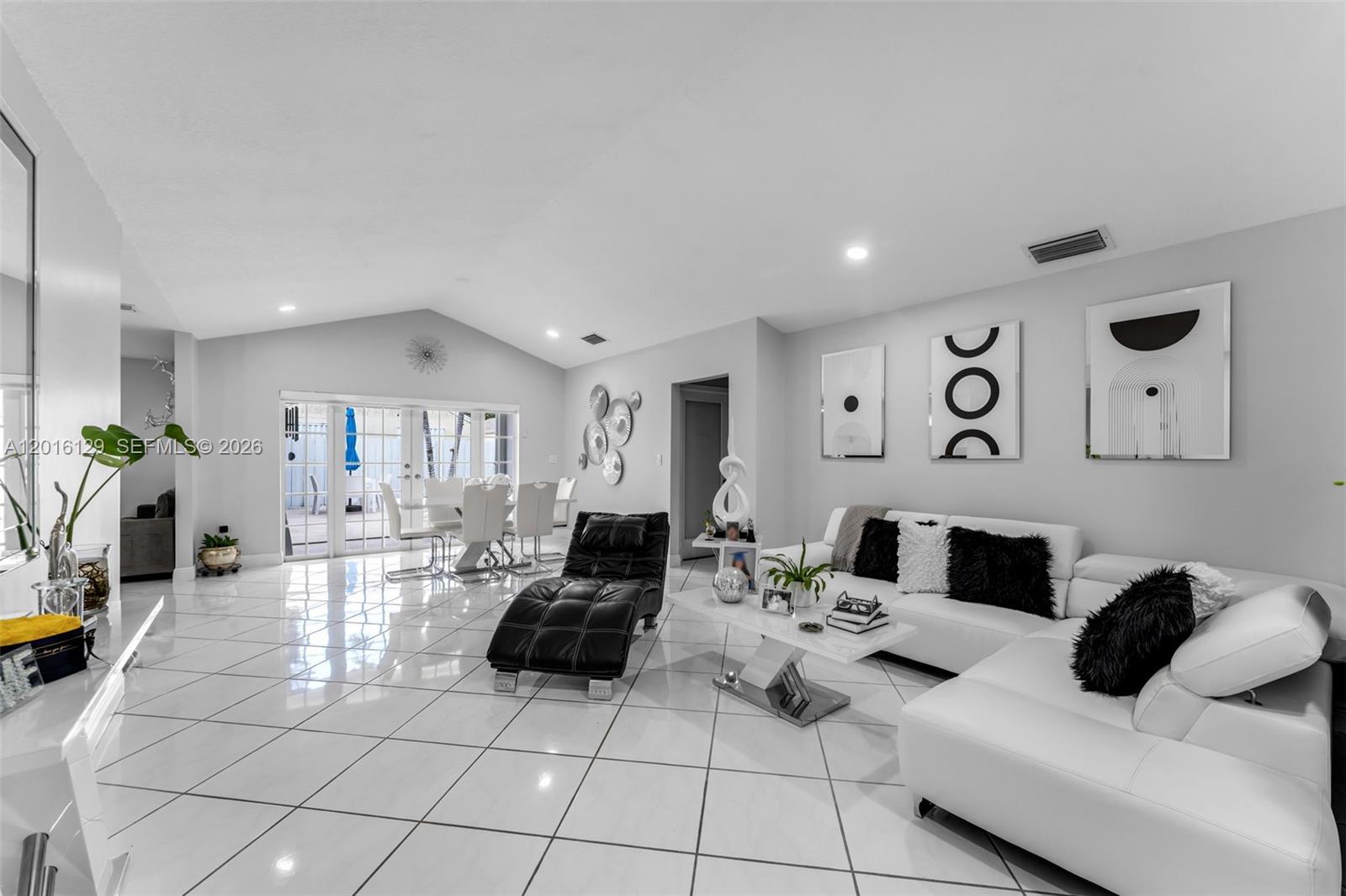 AMERICAN HOMES - Residential