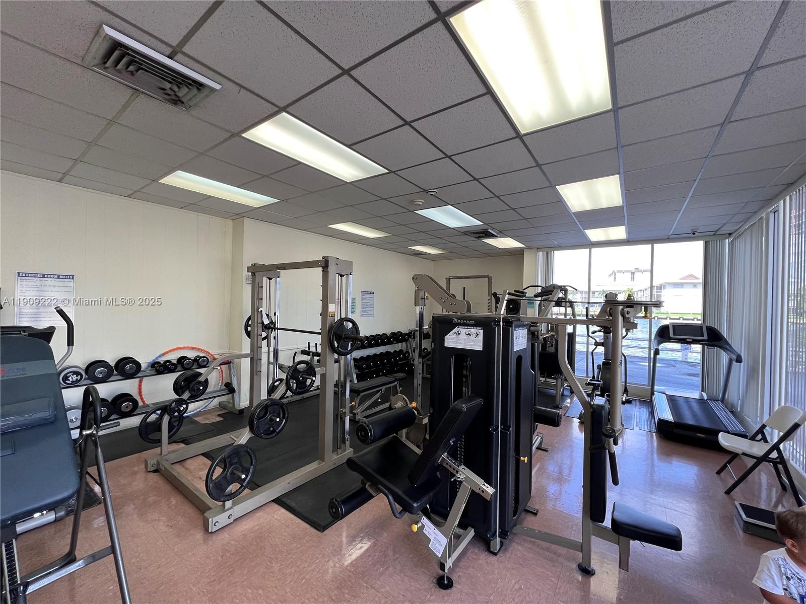 IMPERIAL TOWERS CONDO - Residential