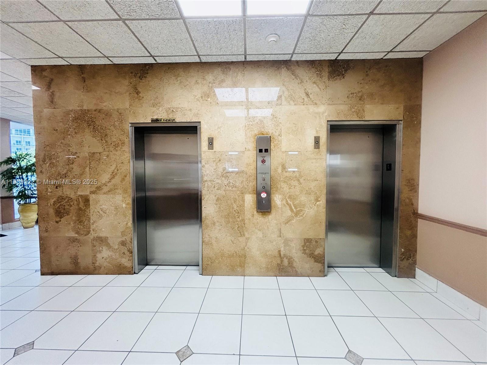 IMPERIAL TOWERS CONDO - Residential