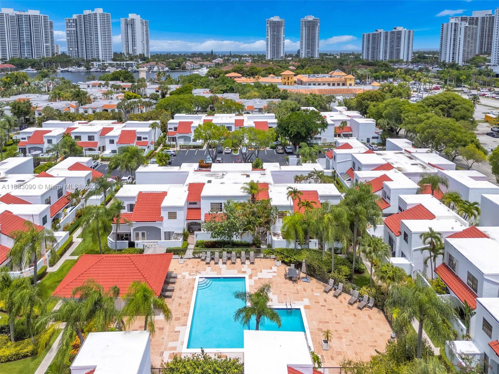 MARINER VILLAGE TH CONDO - Residential