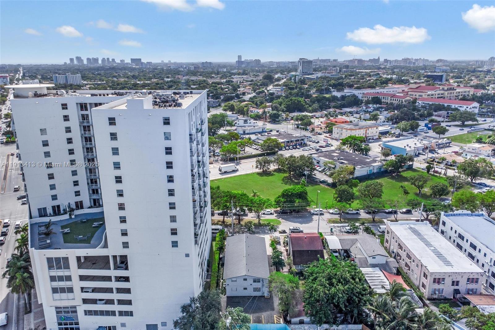 GLENROYAL SUB - Residential Lease