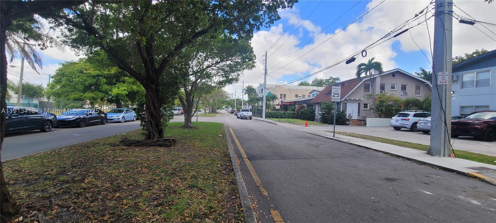 GLENROYAL SUB - Residential Lease