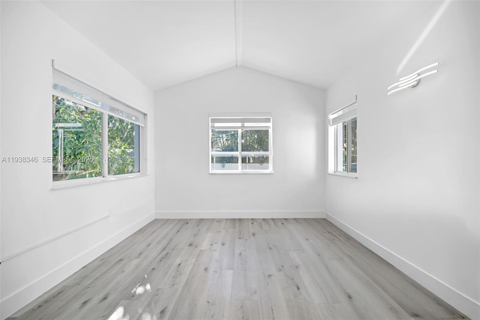 SHORECREST - Residential