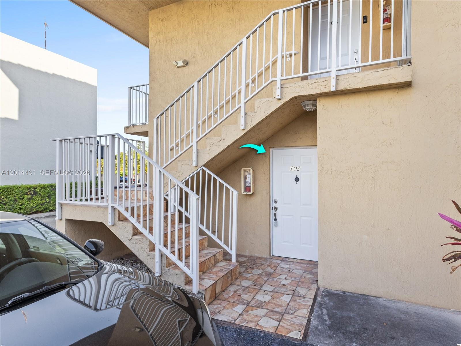 CENTRO CONDO - Residential