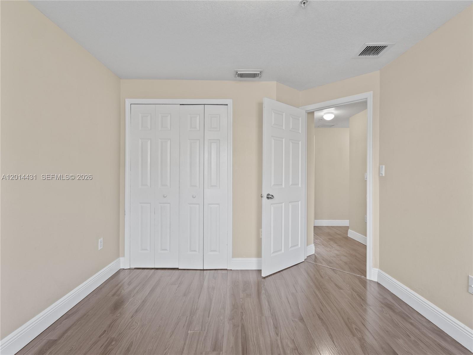 CENTRO CONDO - Residential