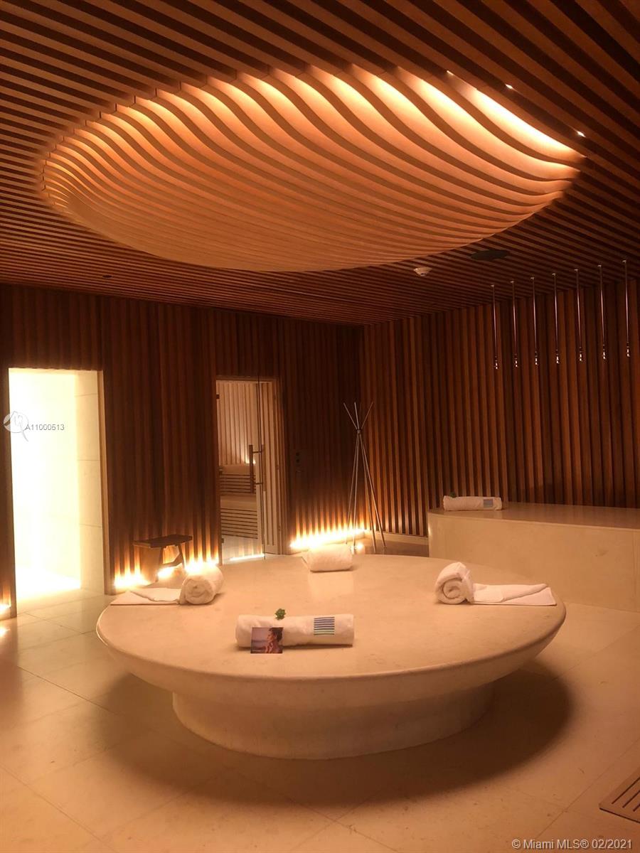 EIGHTY SEVEN PARK - Residential