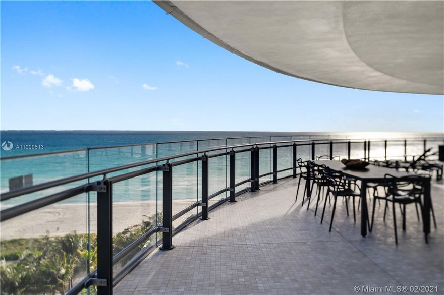 Just completed,18 story building with just 70 luxurious residences,Eighty Seven Park designed by Pritzker Prizewinning architect Renzo Piano,features stunning ocean,city and park views.Enjoy the direct ocean views from this 3 bed,3.5 bath line 01 designed by Rena Dumas (RDAI):Wolf & subzero appliances,natural stone counter tops & back splashes,Zucchetti bathroom fixtures,vanities & accessories,floor to ceiling windows,10"ceilings and a 1,715 sf wrap around terrace.Eighty Seven features both indoor & outdoor amenities which include:Soul Center Spa,Enoteca,Library,Apple (SMART) Center,Private Garden,Fugo Bar,Botanical Exhibition,Pool & Cabanas.Located at
the gateway to Miami Beach,close to Bal Harbour shopping,Eighty Seven Park provides unobstructed views of the park and ocean.Easy to show.
