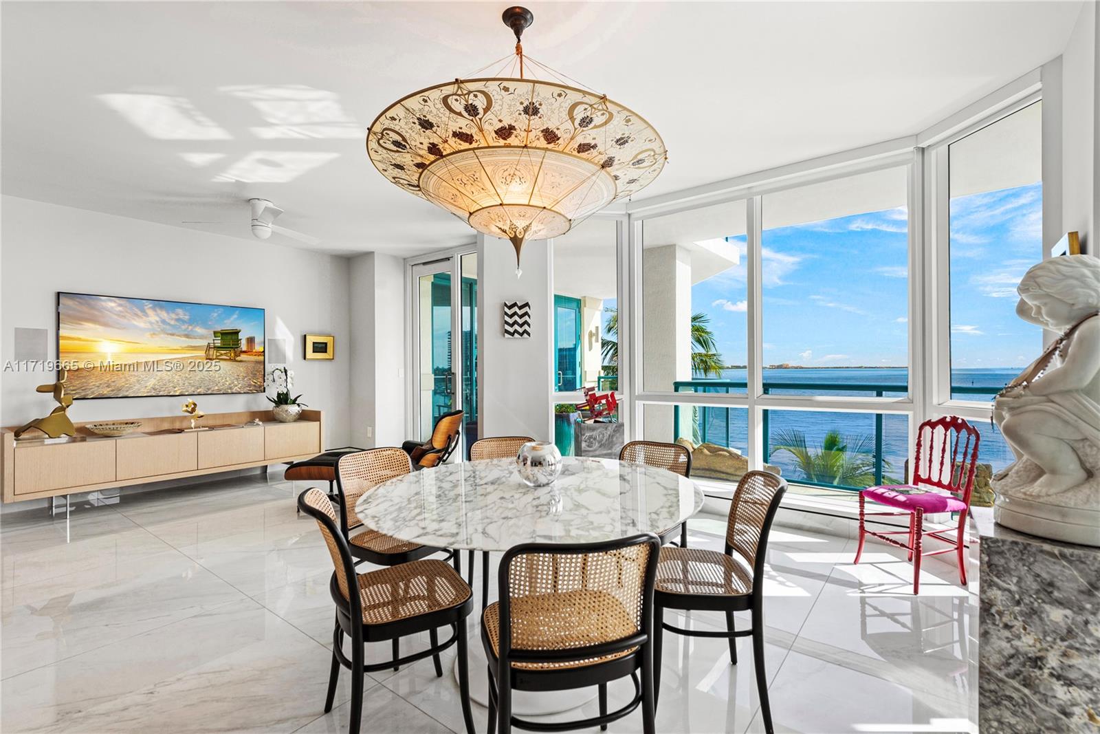 BEACON HARBOUR CONDO - Residential