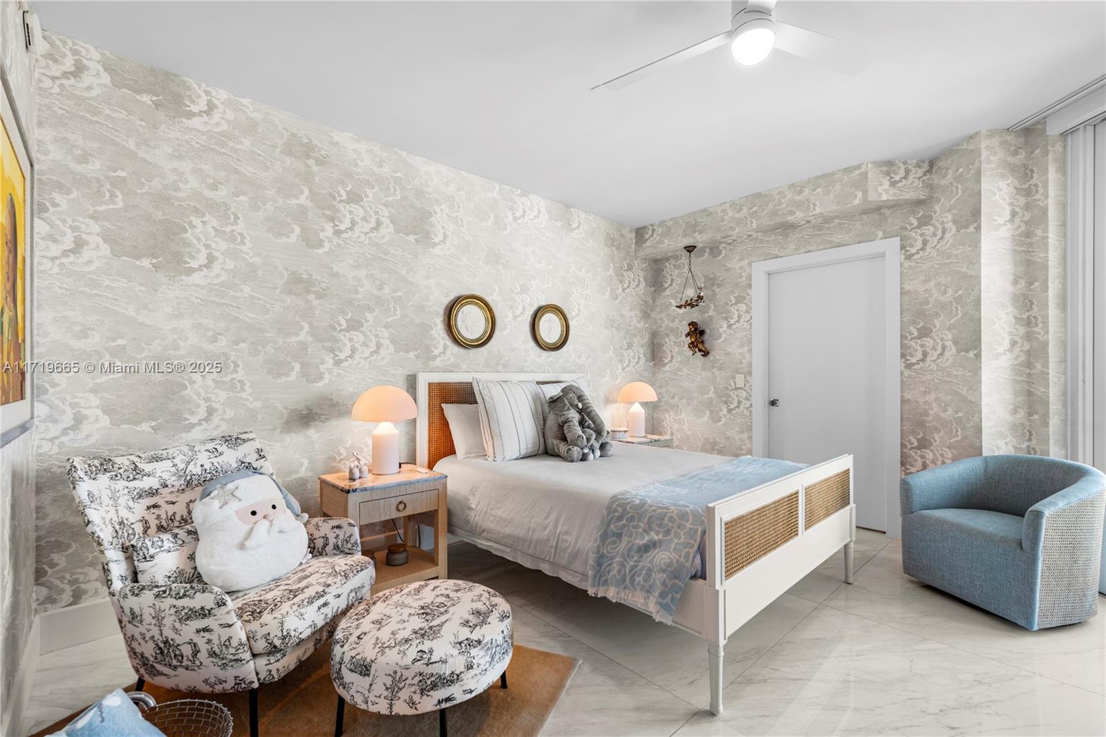BEACON HARBOUR CONDO - Residential