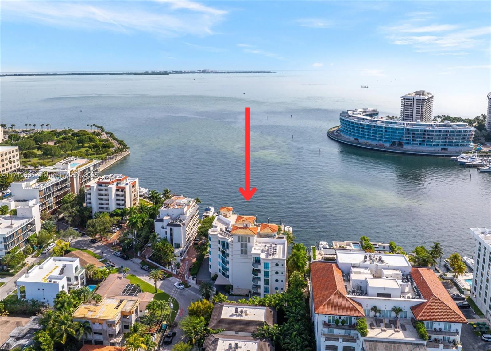 BEACON HARBOUR CONDO - Residential