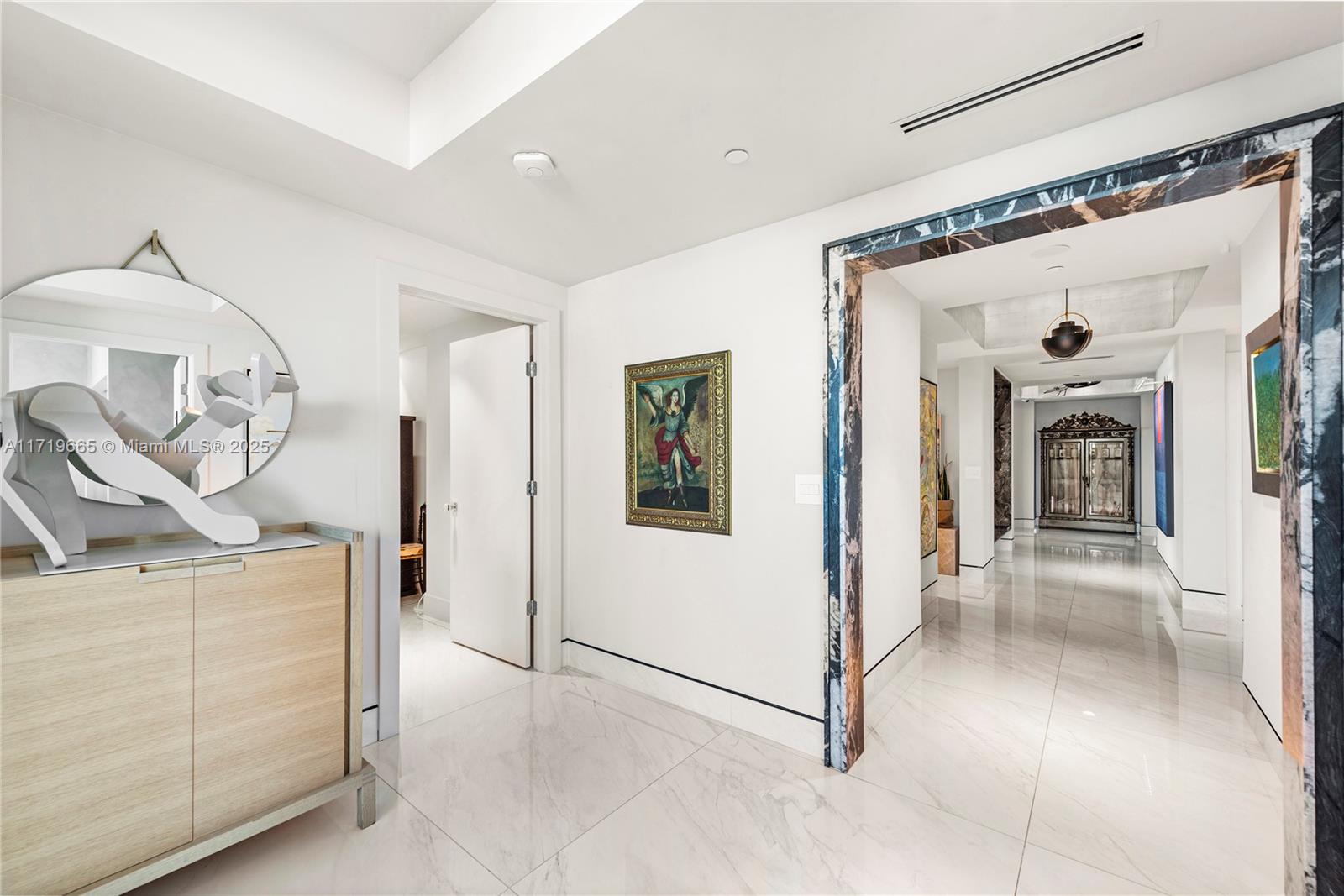 BEACON HARBOUR CONDO - Residential