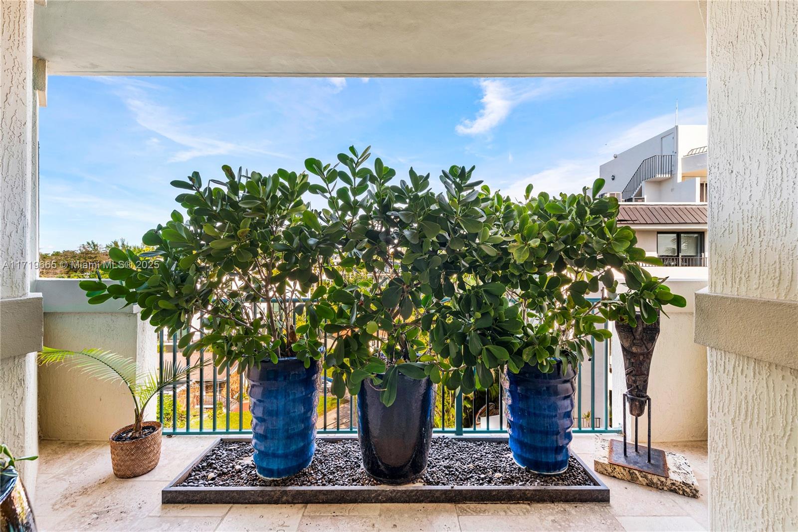 BEACON HARBOUR CONDO - Residential