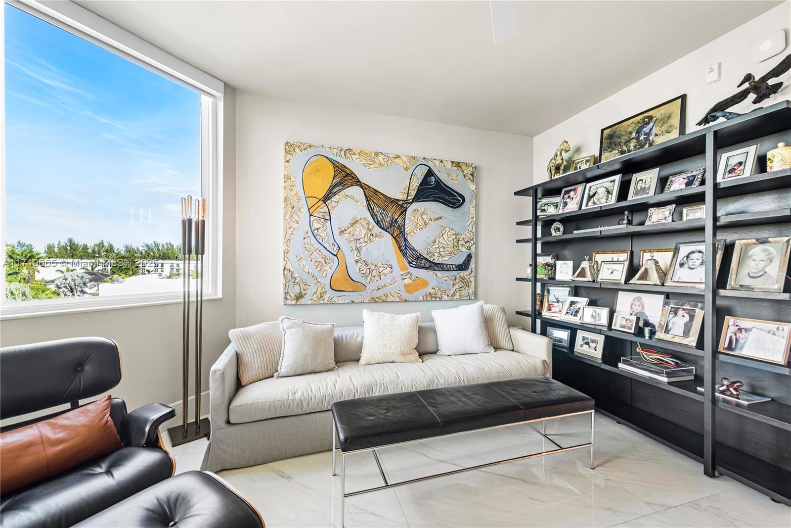 BEACON HARBOUR CONDO - Residential