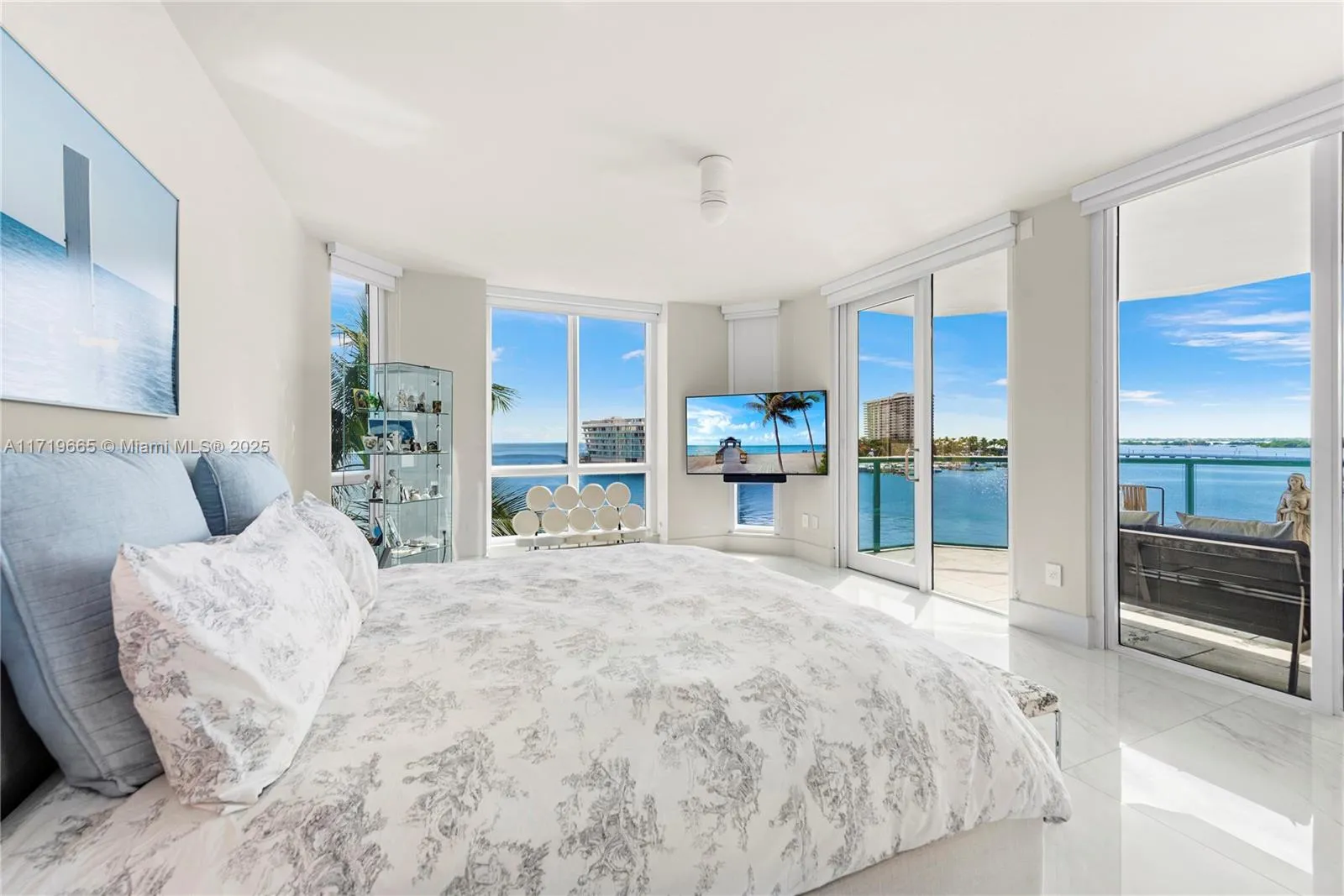 Miami, Florida 33133, United States, 4 Bedrooms Bedrooms, ,4 BathroomsBathrooms,Residential,Active,21078