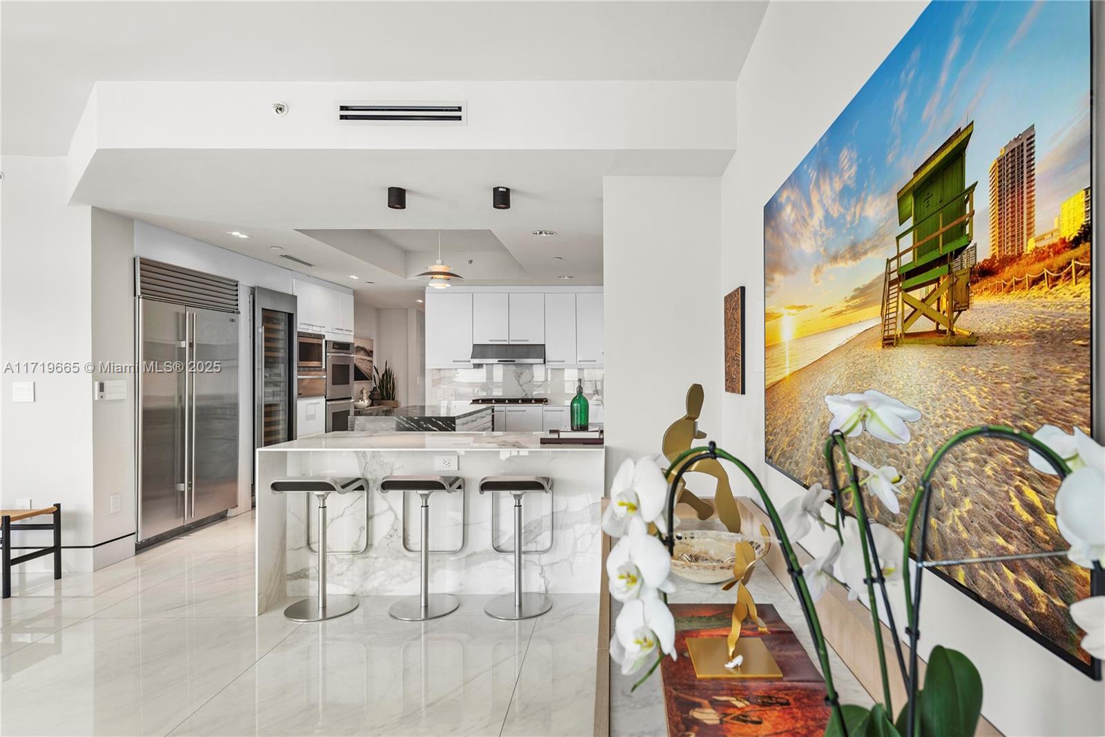 BEACON HARBOUR CONDO - Residential