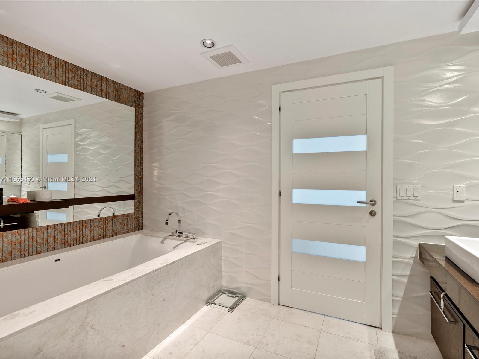 JADE OCEAN CONDO - Residential