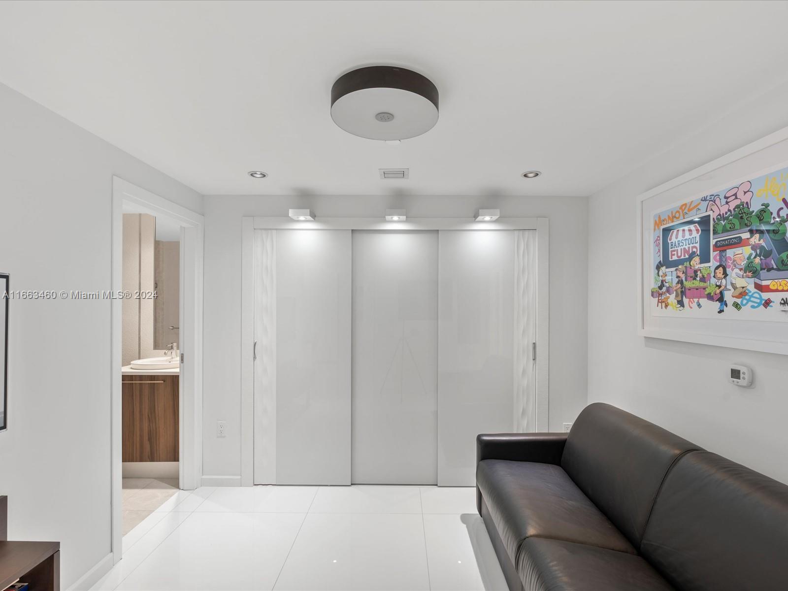 JADE OCEAN CONDO - Residential