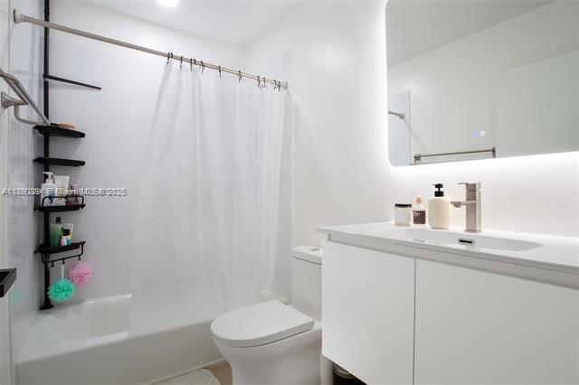 ALAMEDA BY THE LAKE - Residential Lease