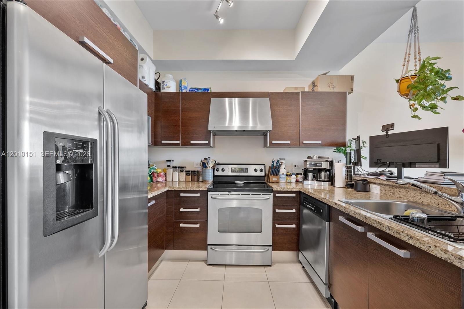 NORDICA CONDO - Residential