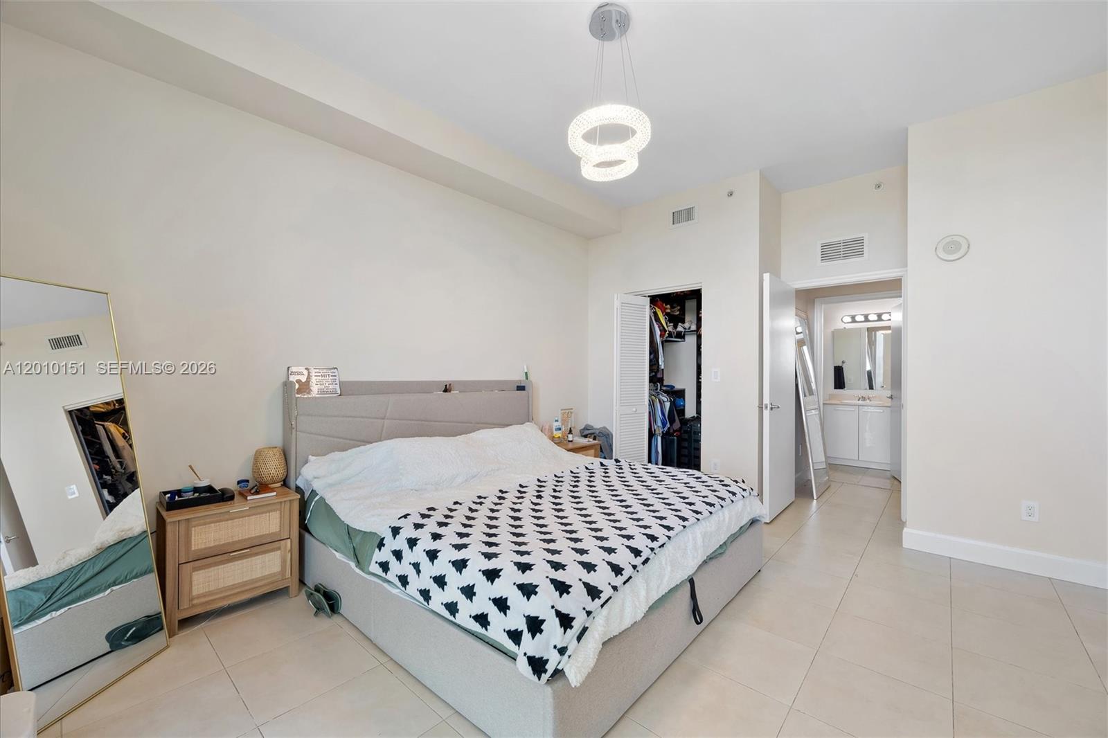 NORDICA CONDO - Residential