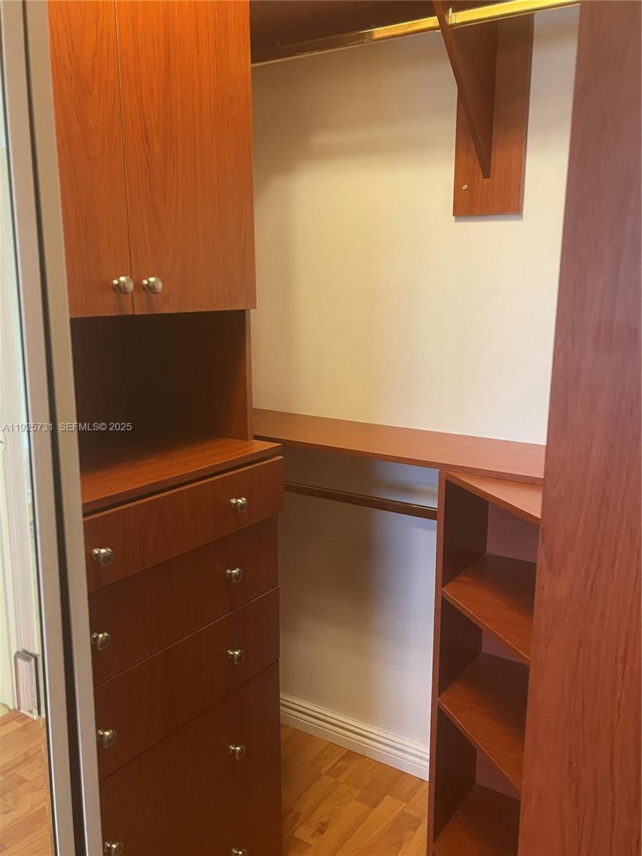 BISC LAKE GARDENS NO 2 BL - Residential Lease