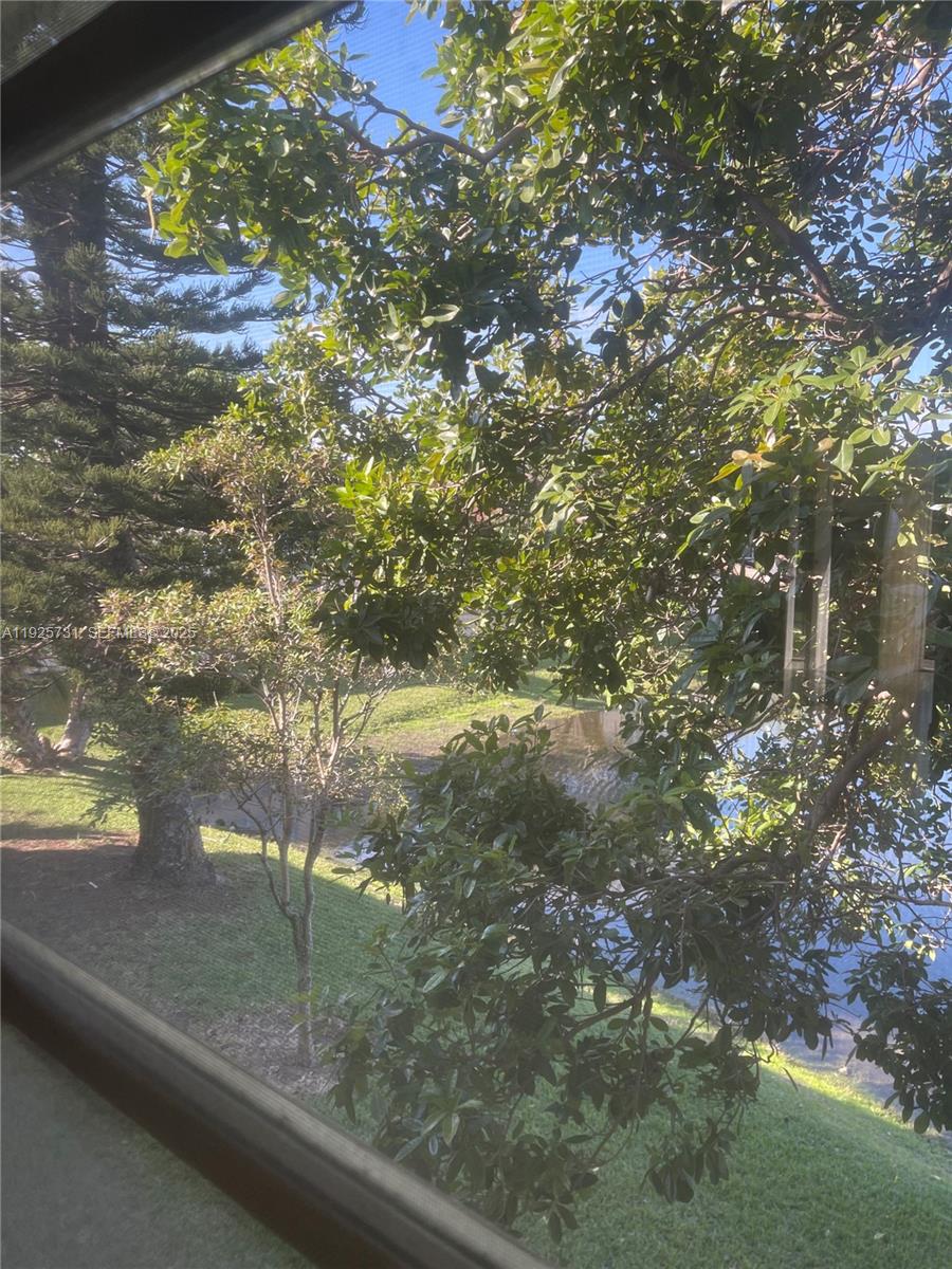 BISC LAKE GARDENS NO 2 BL - Residential Lease