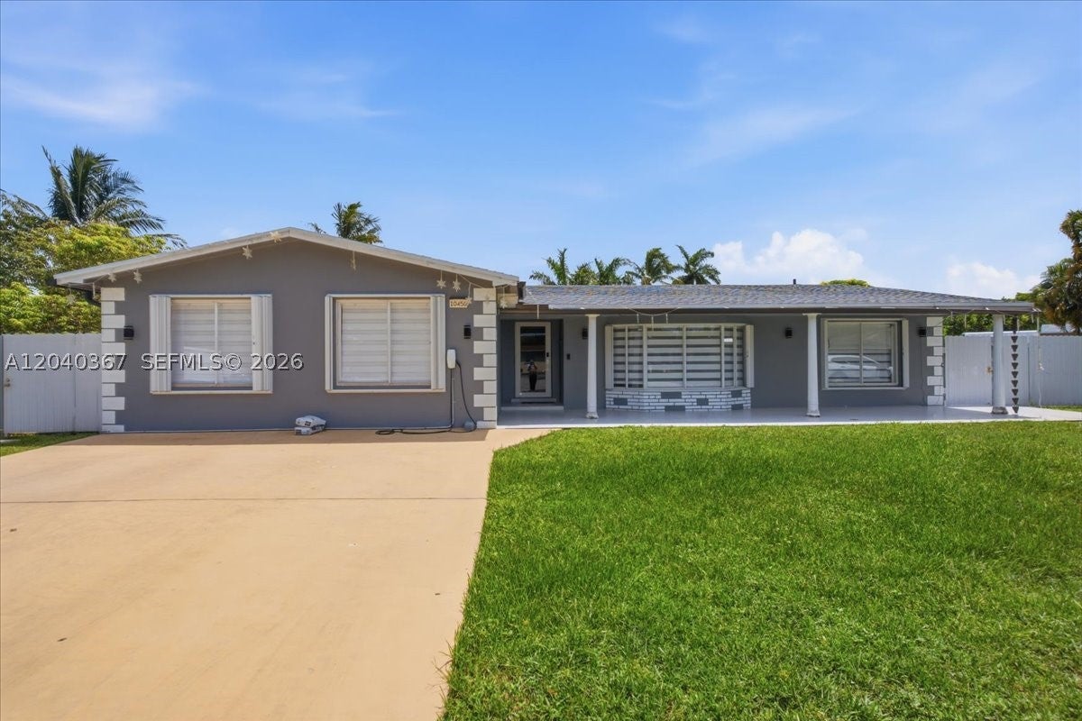 10450 NW 19th St