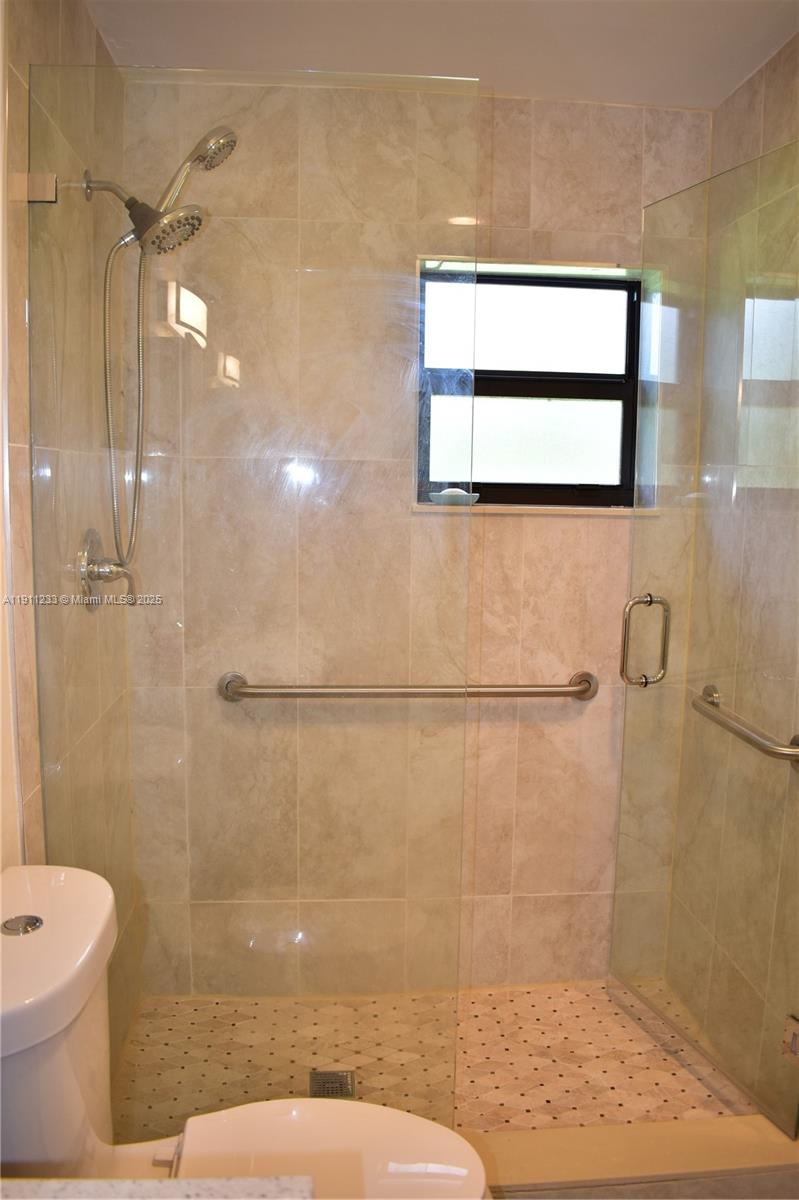 GREENTREE VILLAS CONDO - Residential