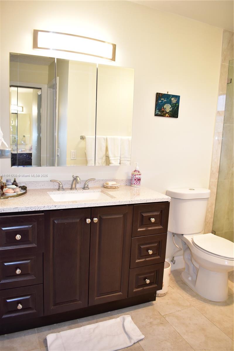 GREENTREE VILLAS CONDO - Residential