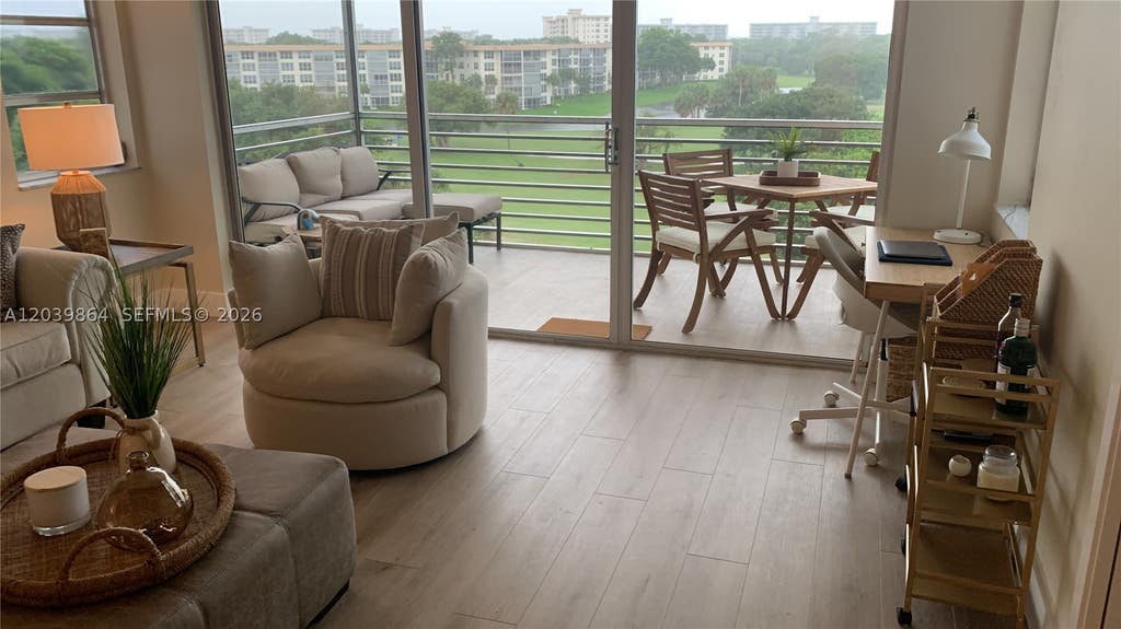 Photo of 3520 Oaks Way #607, Pompano Beach, FL 33069 (MLS # A12039864)