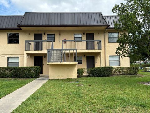 9230 NW 1st St 206 Pembroke Pines FL 33024