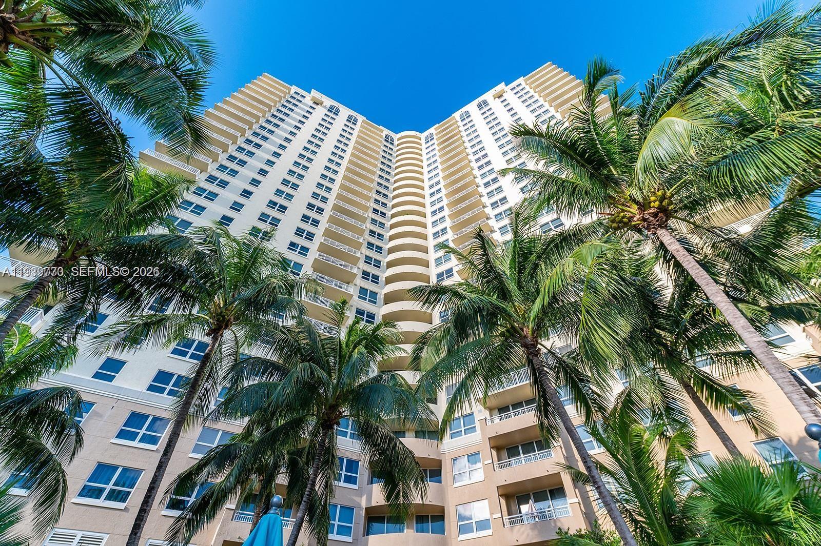 TURNBERRY ON THE GREEN CO - Residential