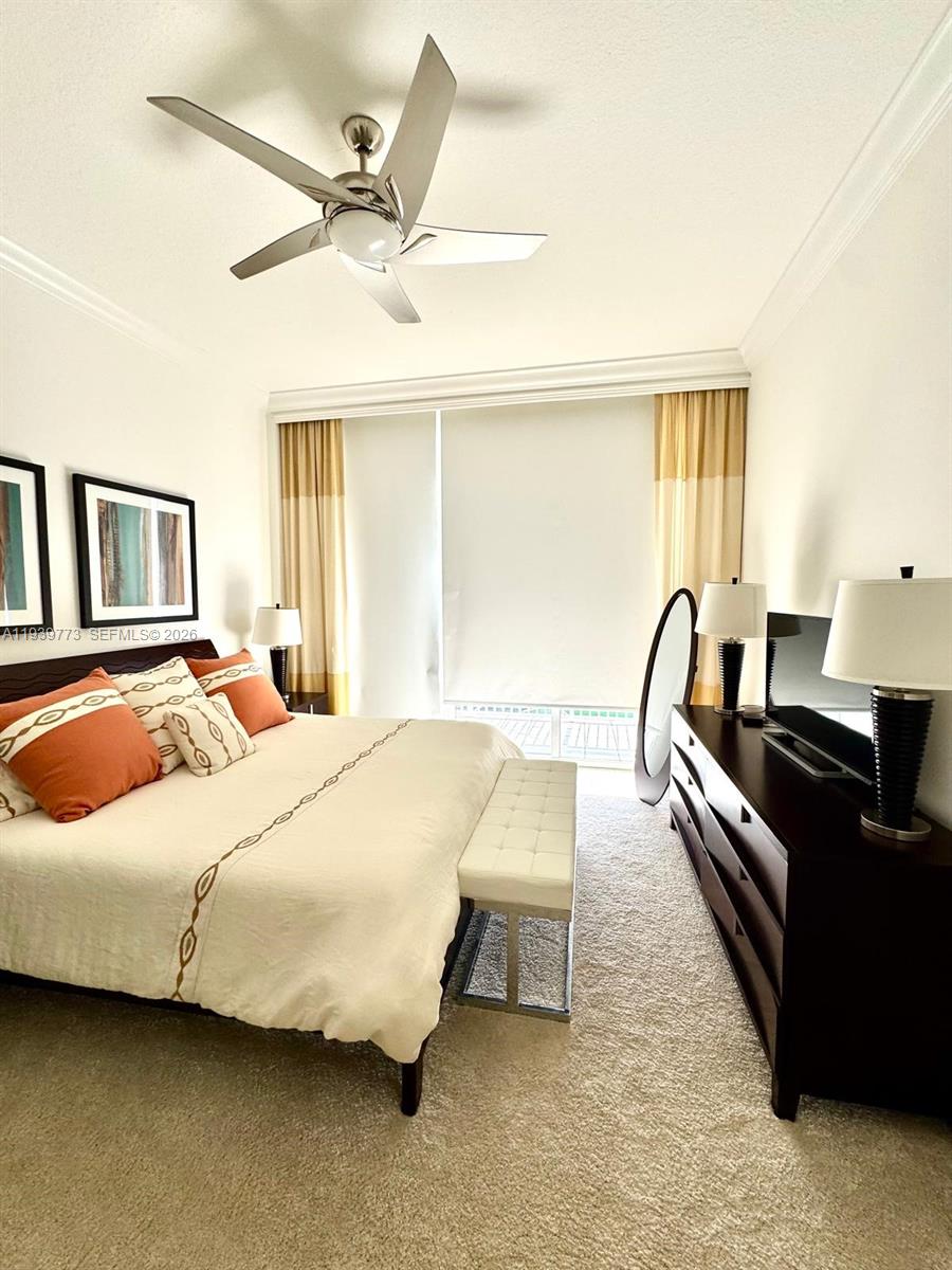 TURNBERRY ON THE GREEN CO - Residential