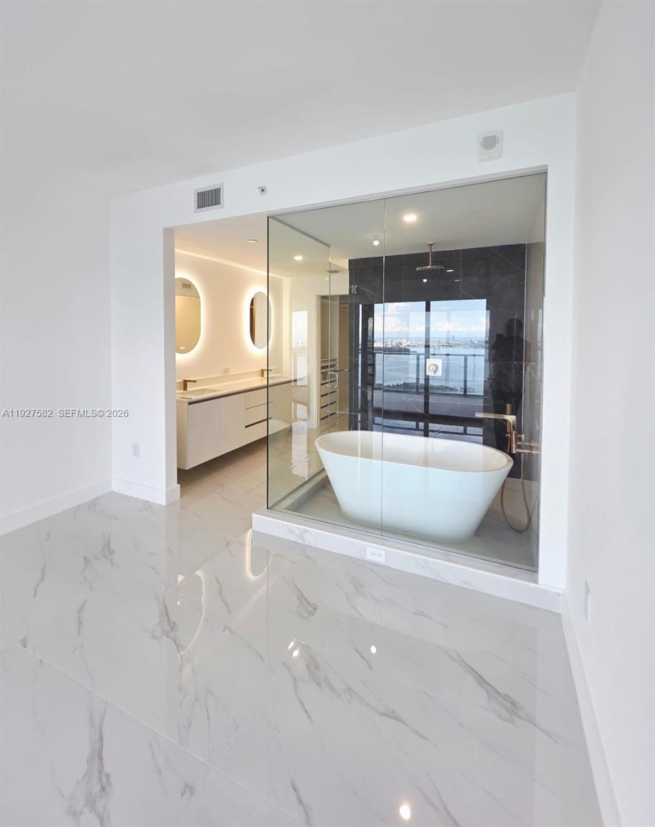 Aria Reserve Miami - Residential