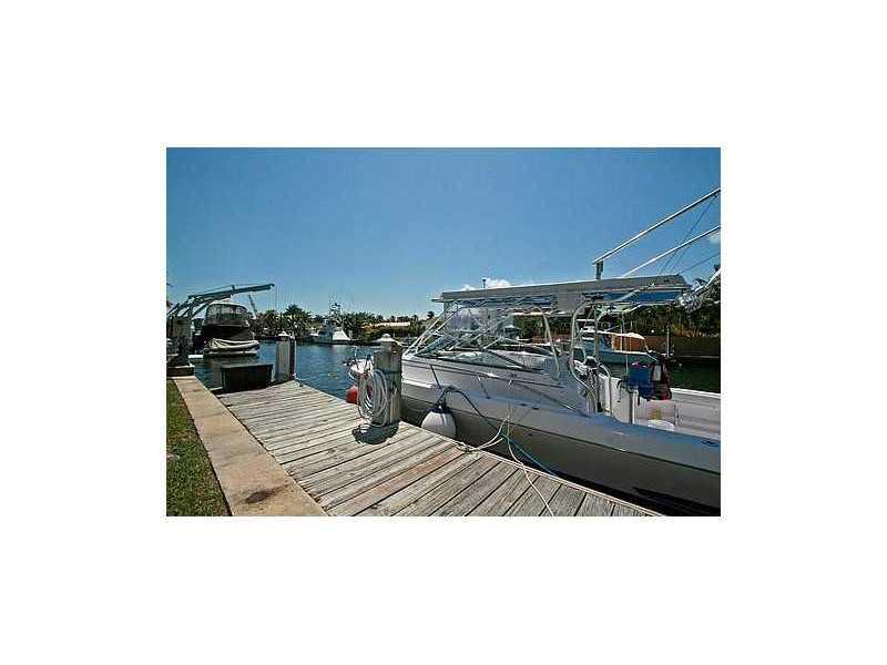 SUNRISE HARBOUR REV PL - Residential