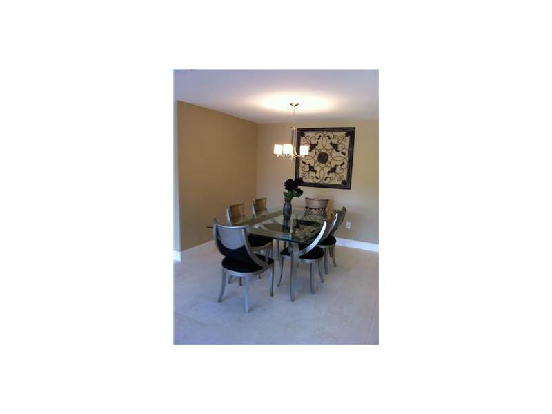 SUNRISE HARBOUR REV PL - Residential