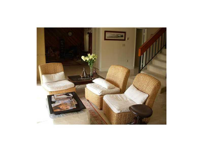SUNRISE HARBOUR REV PL - Residential